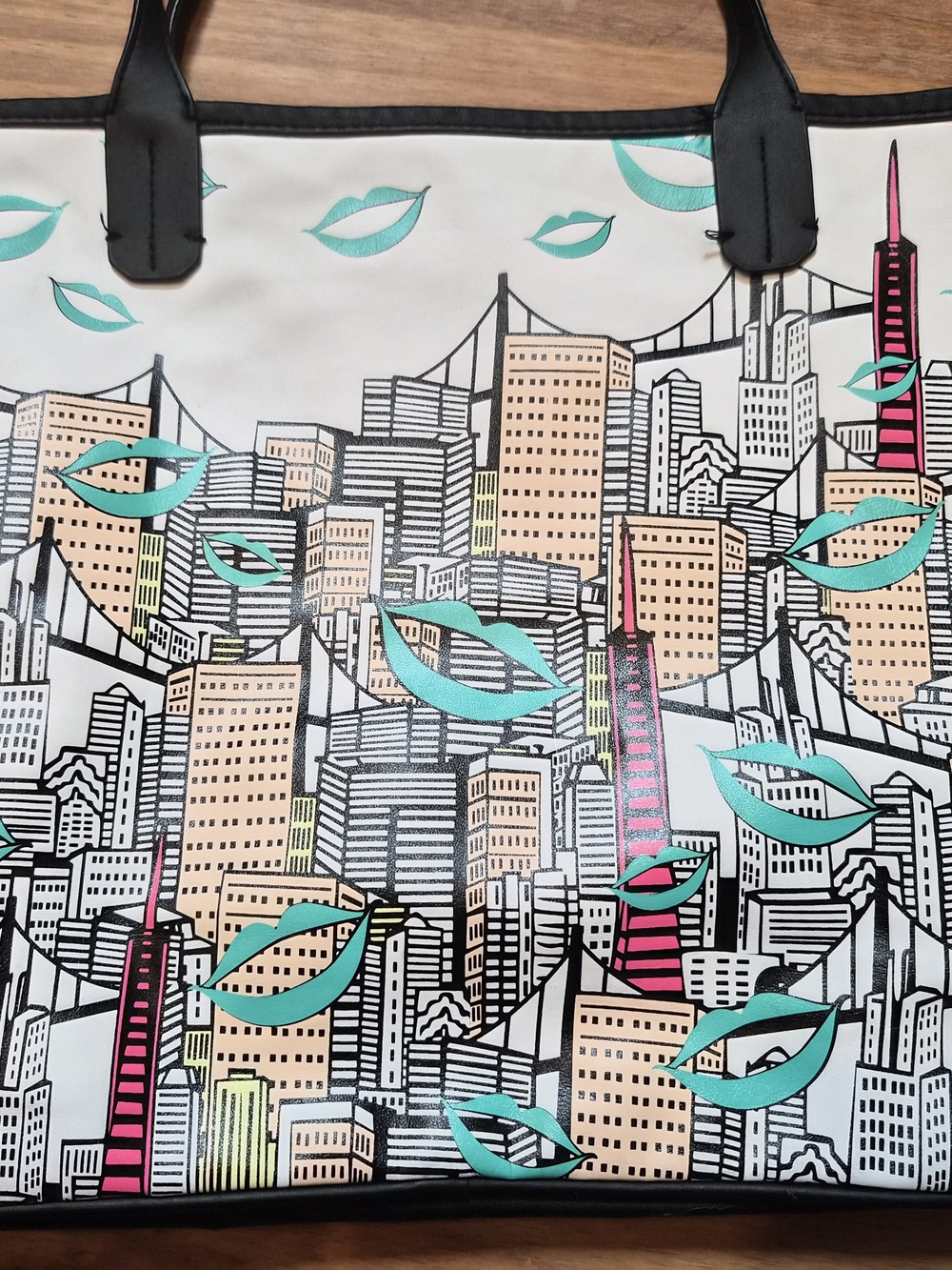 Benefit Cityscape Lips Tote Bag - Teal/Black
